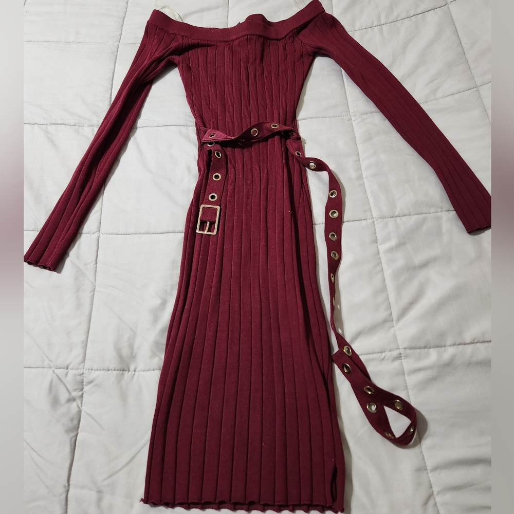 Women dress Hera